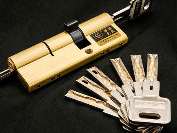 嘉峪关市24小时上门开锁公司